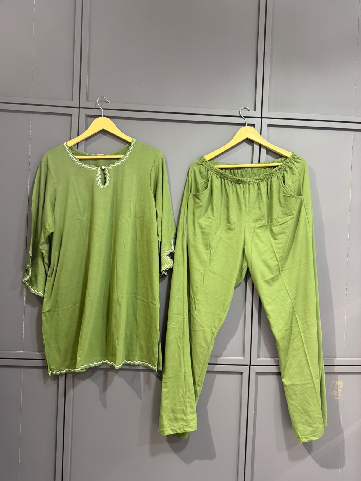 Premium Kurta Set – Olive Green